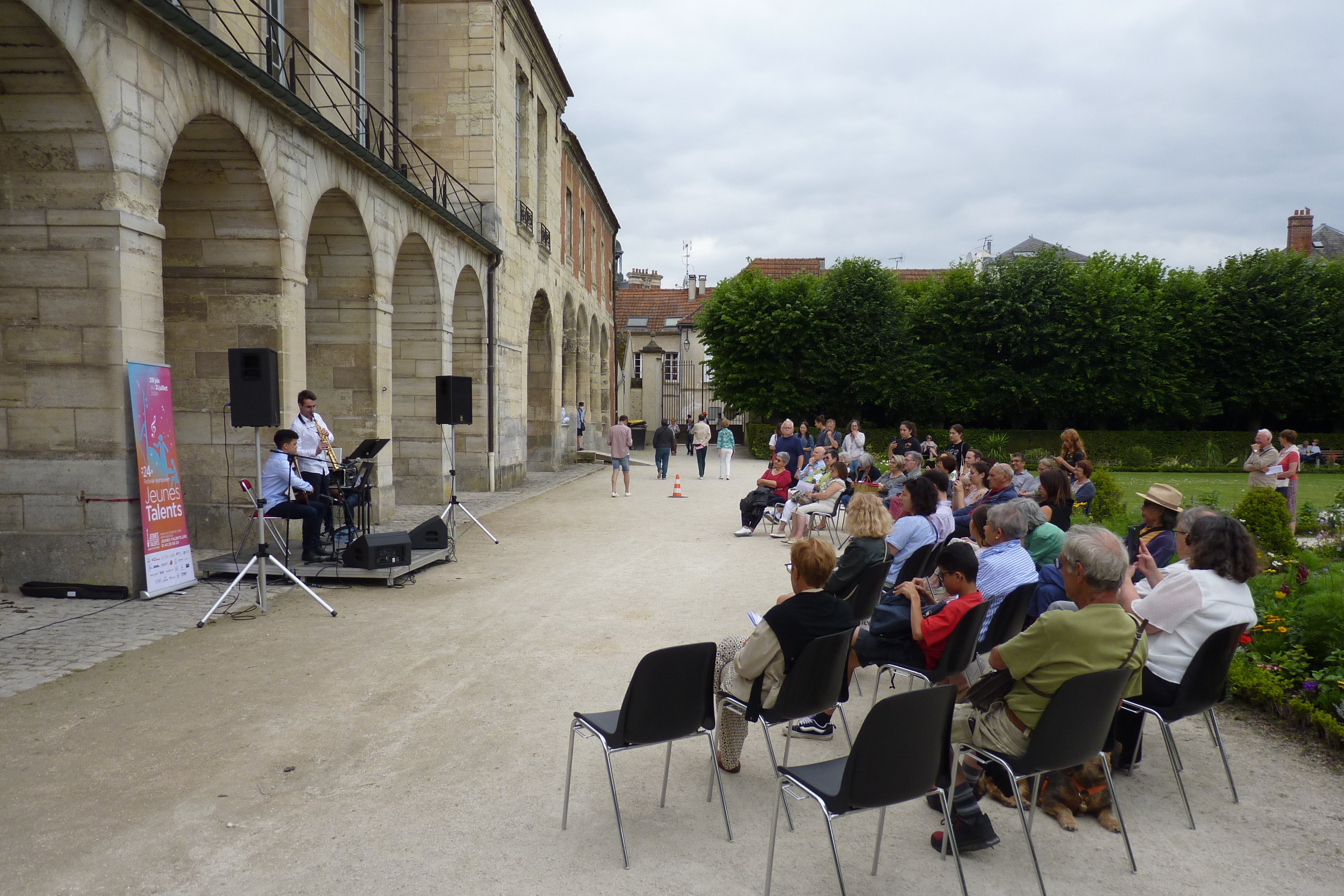 © JEUNES TALENTS