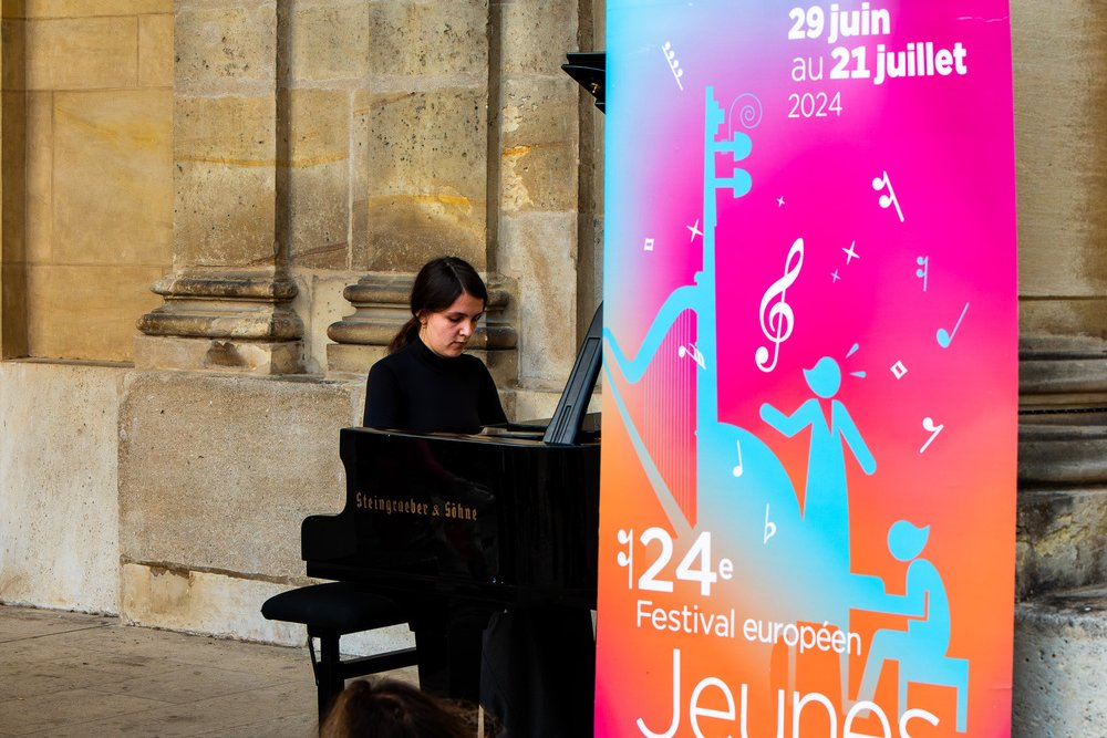 © JEUNES TALENTS