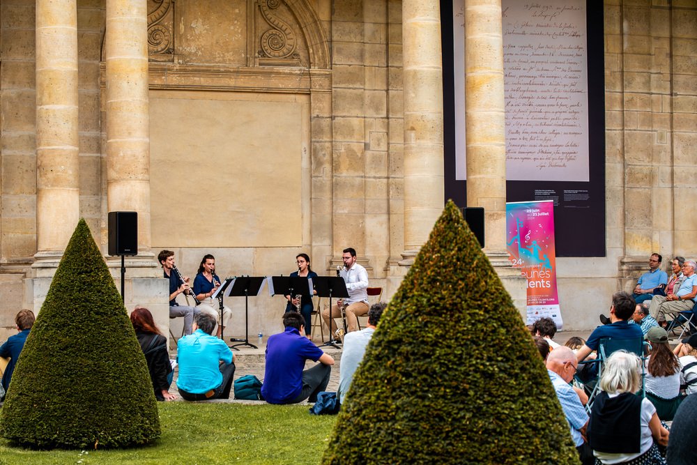 © JEUNES TALENTS