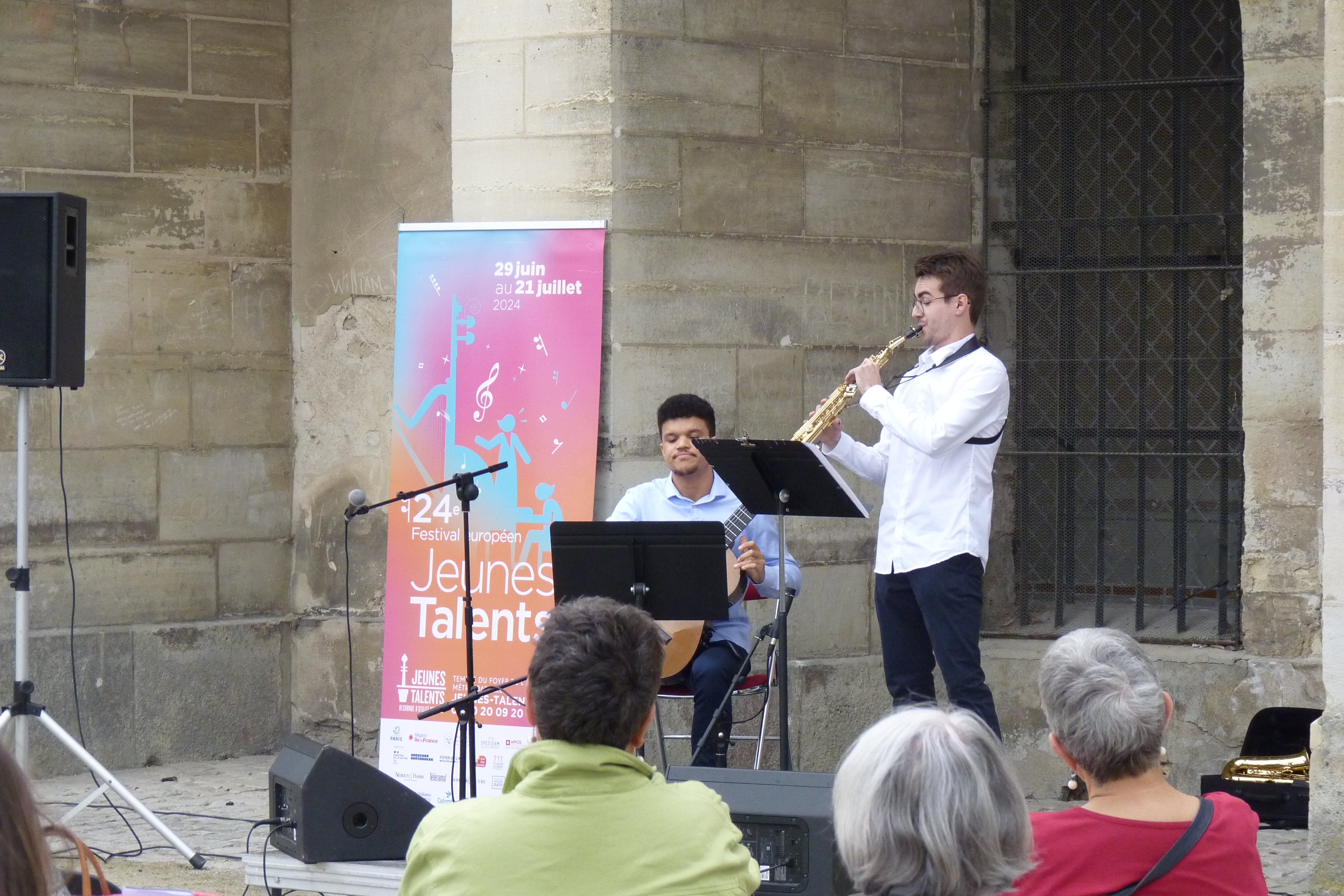 © JEUNES TALENTS