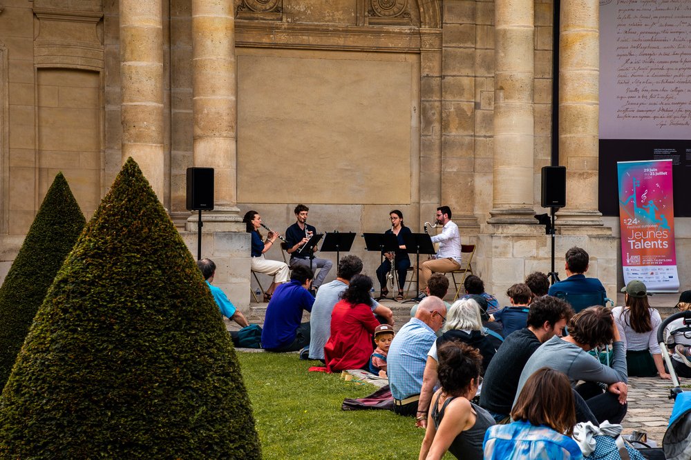 © JEUNES TALENTS