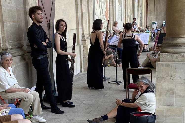 © JEUNES TALENTS